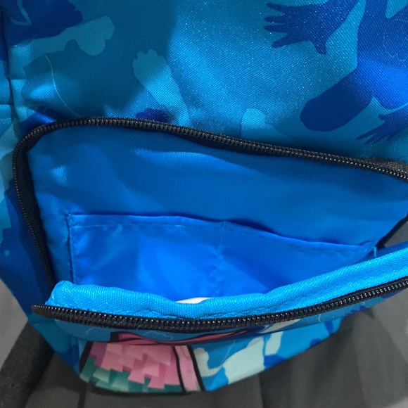 Fortnite sling back pack - Picture 2 of 5